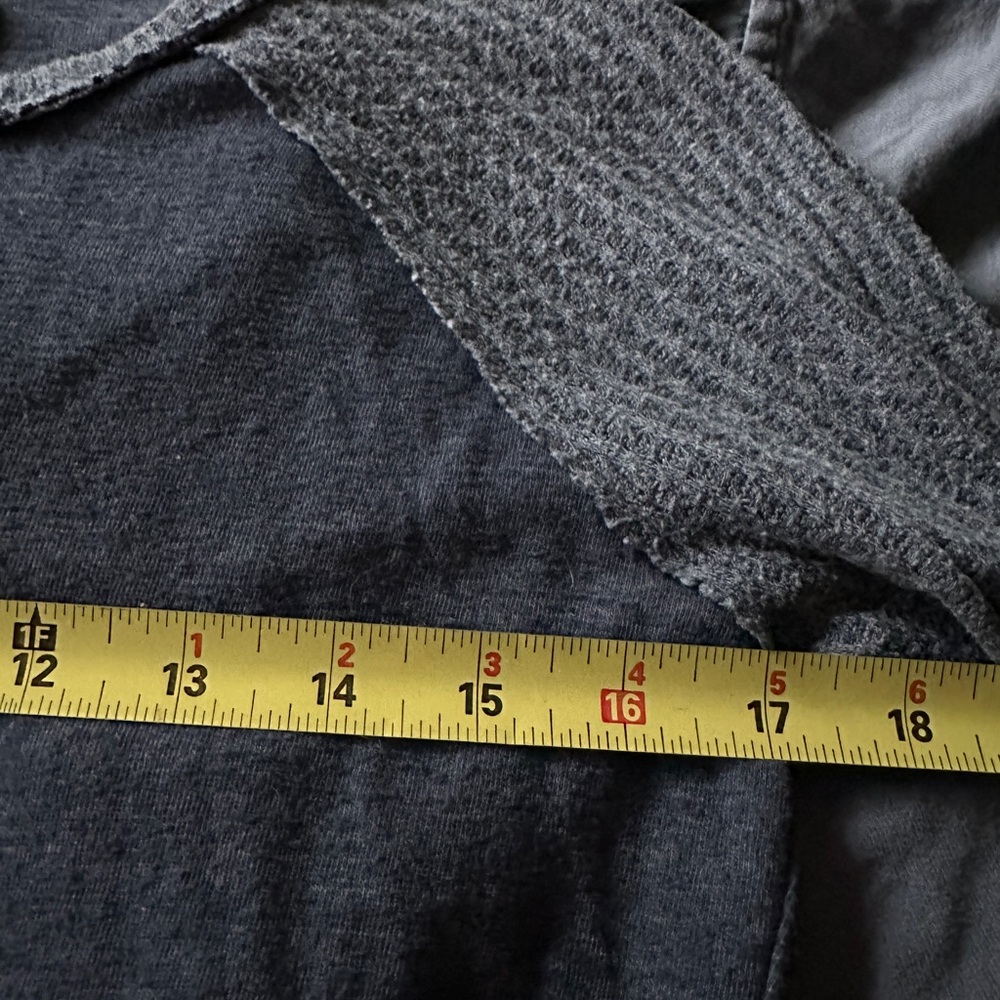 Abercrombie & Fitch LOT of 3 items - Picture 8 of 15